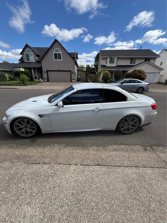 2013 BMW E93 M3 Convertible - Image 3 of 11