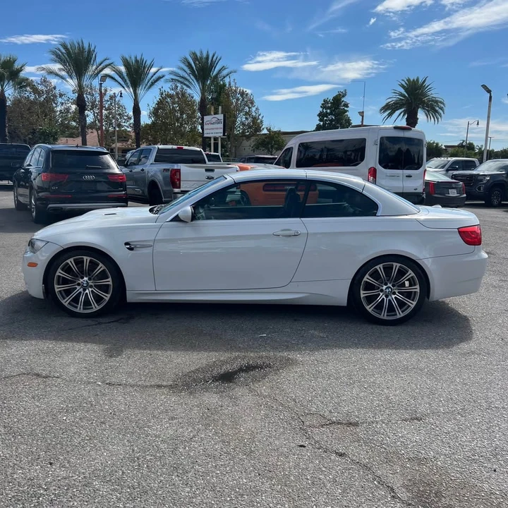 2013 BMW E93 M3 Convertible - Image 2 of 20