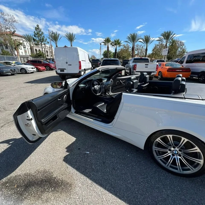2013 BMW E93 M3 Convertible - Image 16 of 20