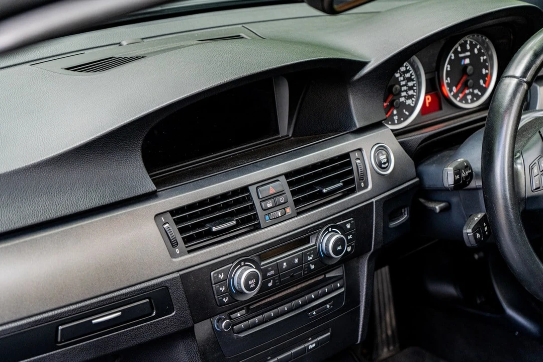 2013 BMW E93 M3 Convertible - Image 25 of 30