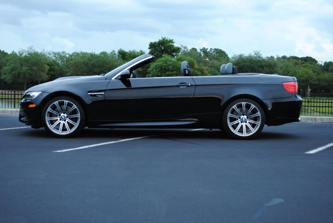 2013 BMW E93 M3 Convertible - Image 8 of 23