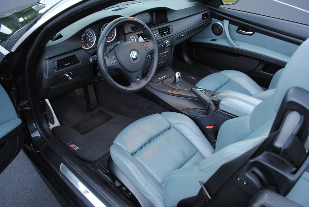 2013 BMW E93 M3 Convertible - Image 13 of 23