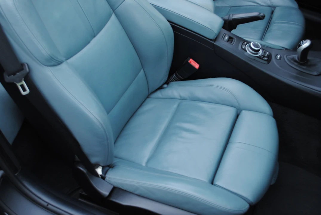 2013 BMW E93 M3 Convertible - Image 17 of 23