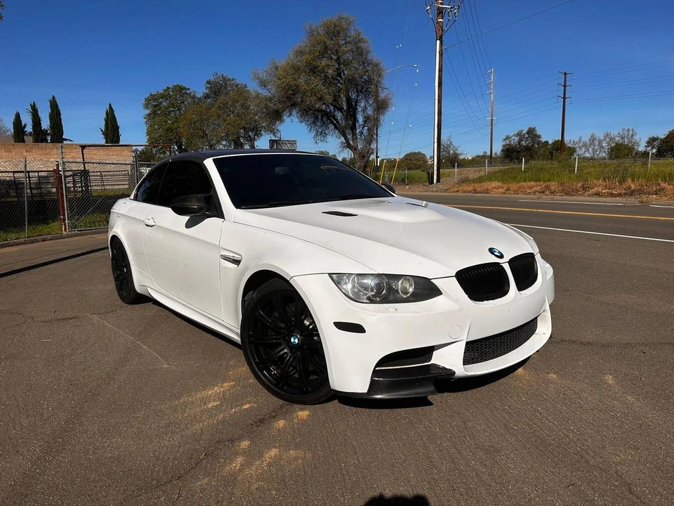 2013 BMW E93 M3 Convertible - Image 8 of 24