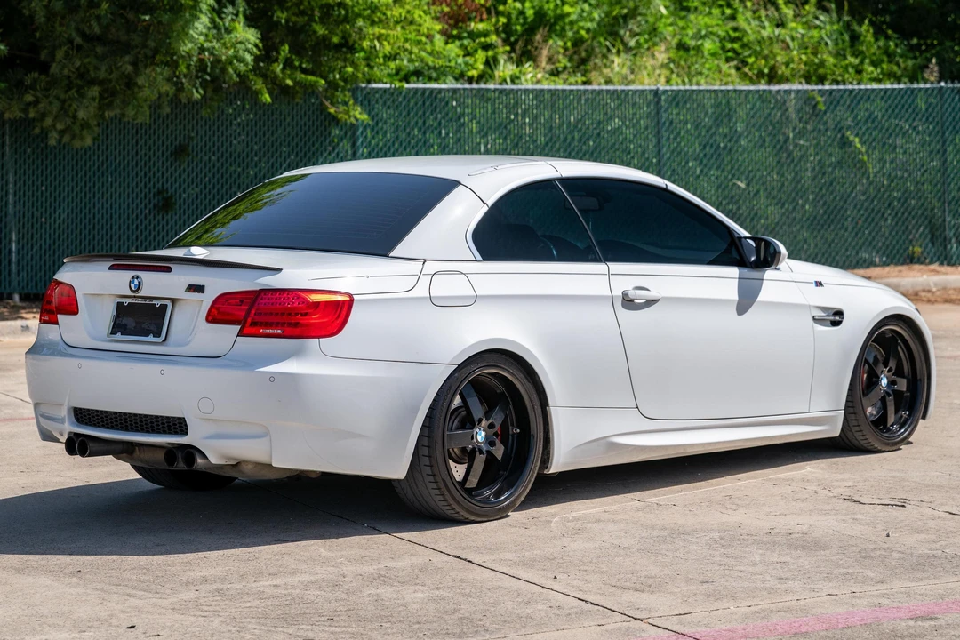 2013 BMW E93 M3 Convertible - Image 4 of 31