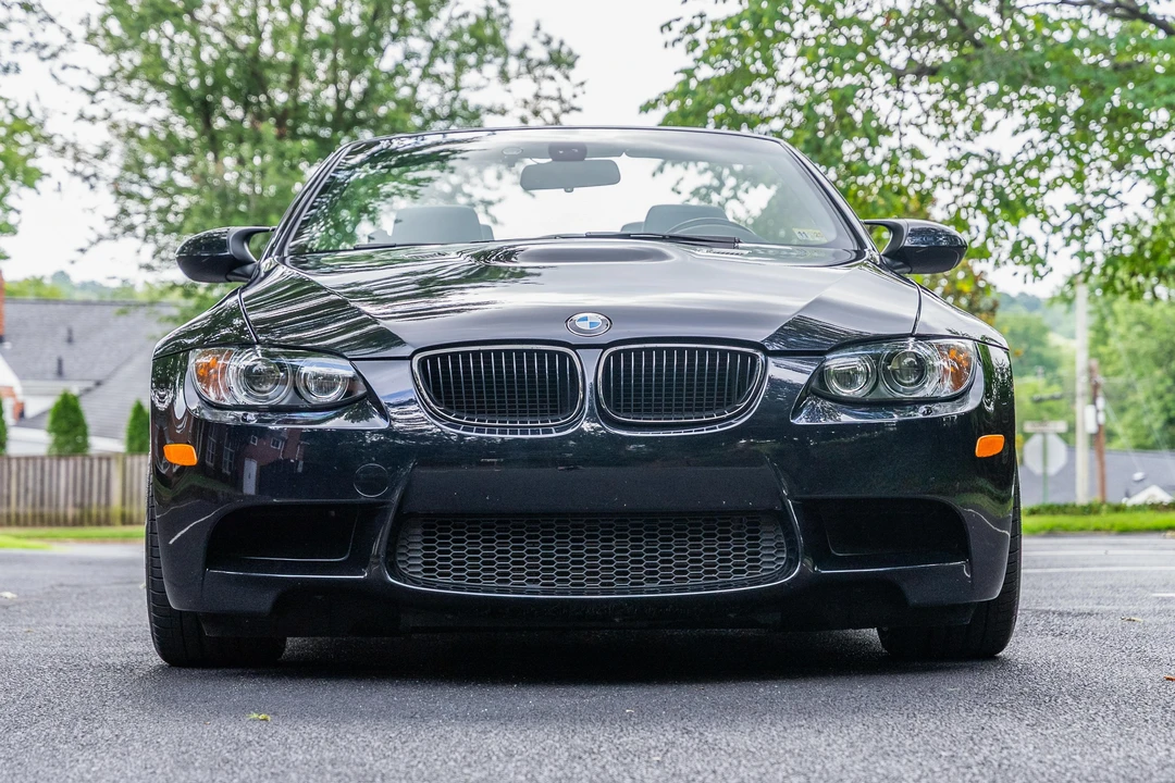 2013 BMW E93 M3 Convertible - Image 2 of 31