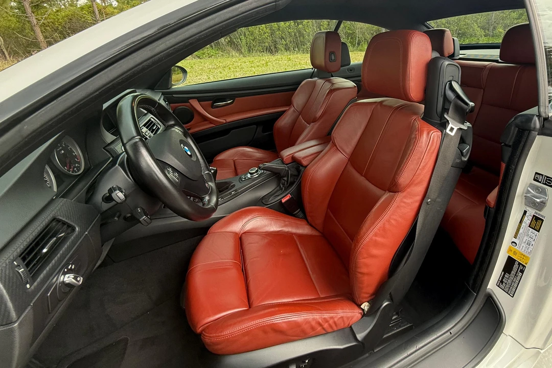2013 BMW E93 M3 Convertible - Image 29 of 31