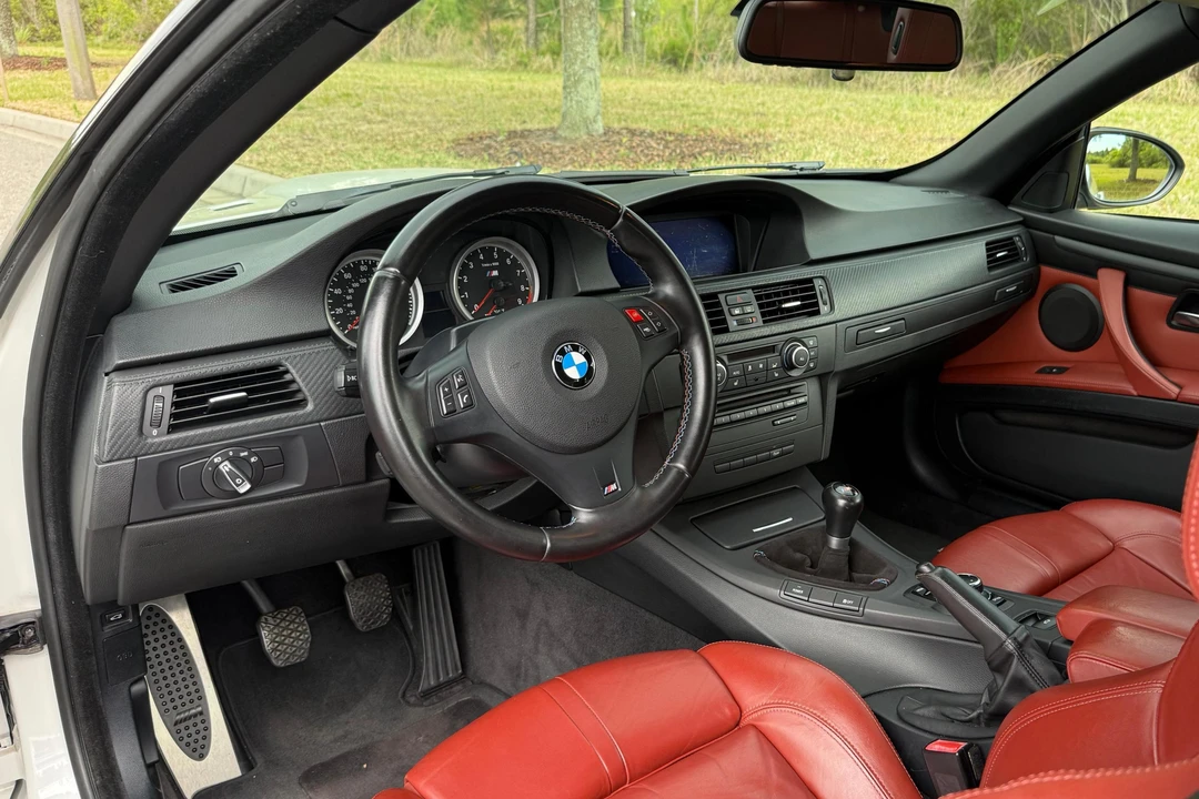 2013 BMW E93 M3 Convertible - Image 28 of 31