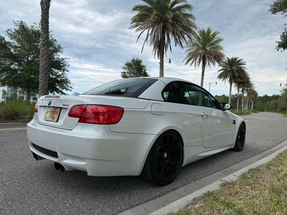 2013 BMW E93 M3 Convertible - Image 16 of 31
