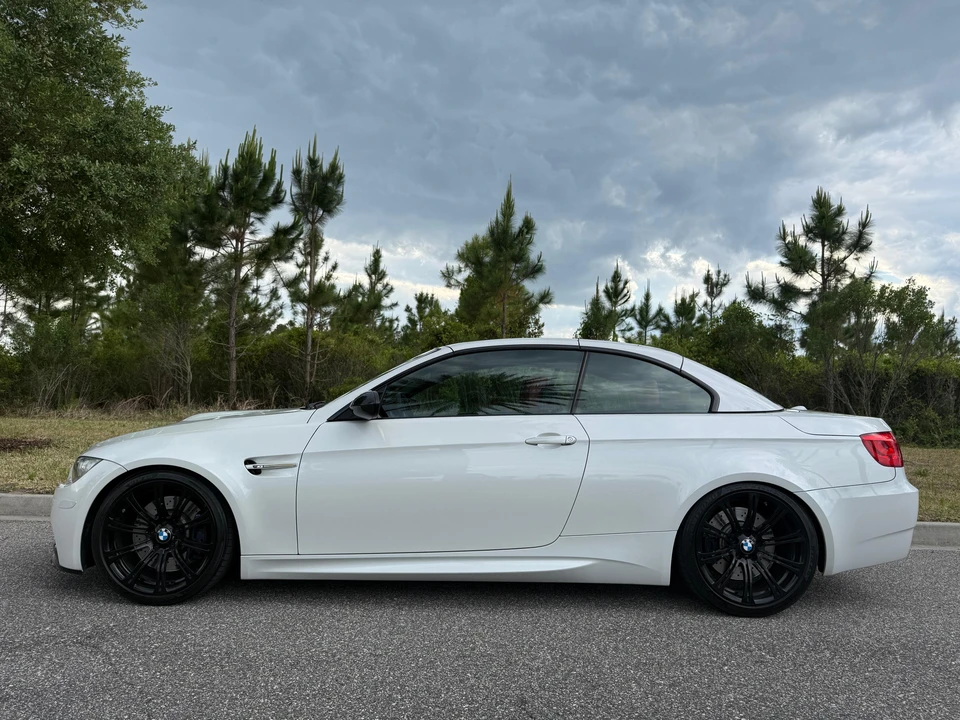 2013 BMW E93 M3 Convertible - Image 14 of 31