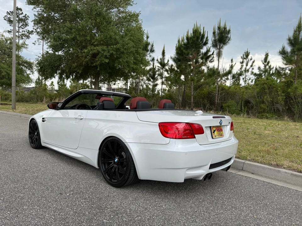 2013 BMW E93 M3 Convertible - Image 7 of 31