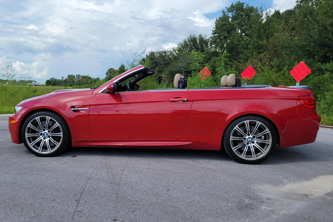 2013 BMW E93 M3 Convertible - Image 3 of 31