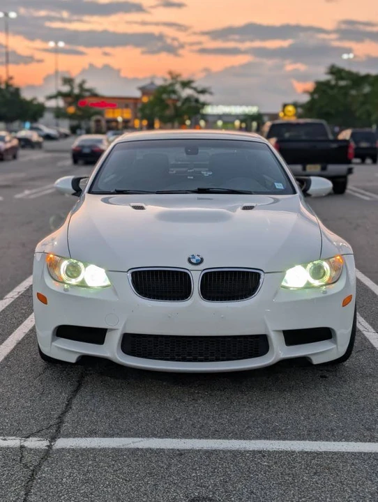 2013 BMW E93 M3 Convertible - Image 4 of 10