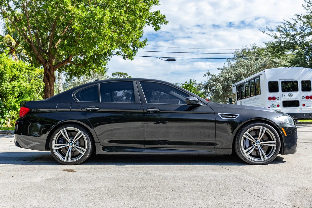 2013 BMW F10 M5 - Image 5 of 31