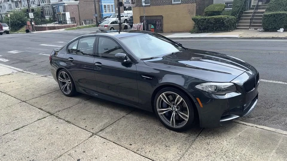 2013 BMW F10 M5 - Image 2 of 7