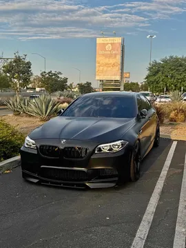 2013 BMW M5 Sedan 4D