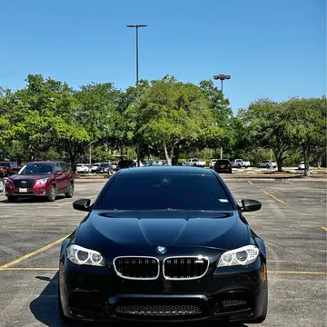 2013 BMW M5 Sedan