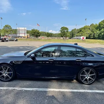 2013 BMW M5 Sedan 4D