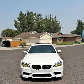 2013 BMW M5 Sedan 4D