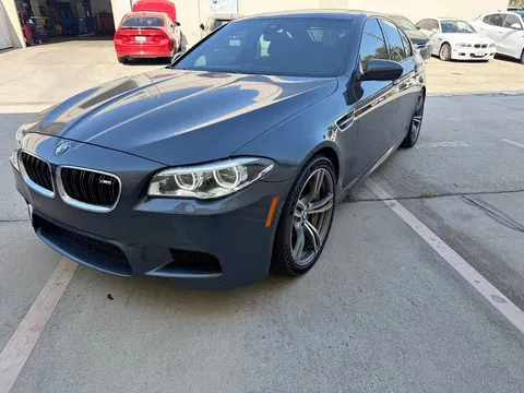 2013 BMW M5 Sedan 4D