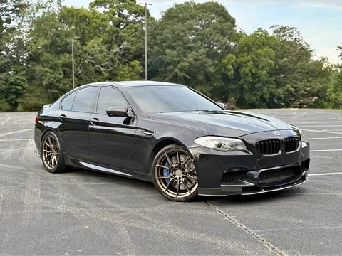 2013 BMW M5 Sedan 4D