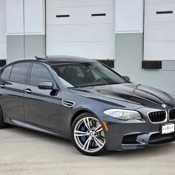 2013 BMW M5 Sedan