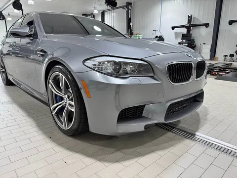 2013 BMW M5 Sedan 4D