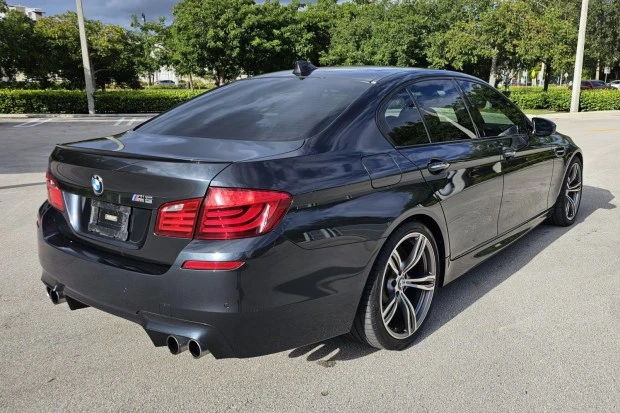 2013 BMW F10 M5 - Image 2 of 6