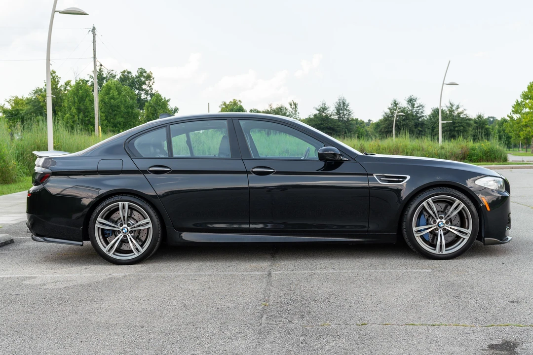 2013 BMW F10 M5 - Image 10 of 31