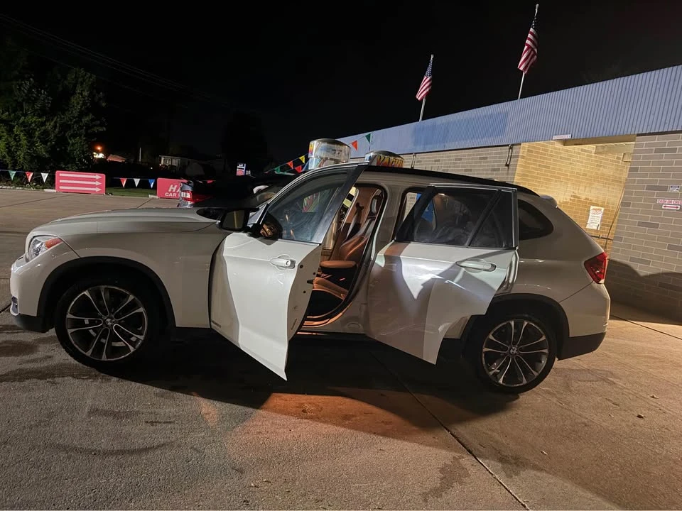 2013 BMW E84 X1 - Image 2 of 4