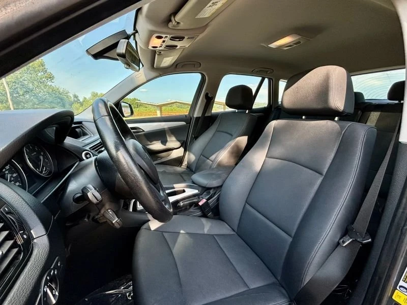 2013 BMW E84 X1 - Image 11 of 16