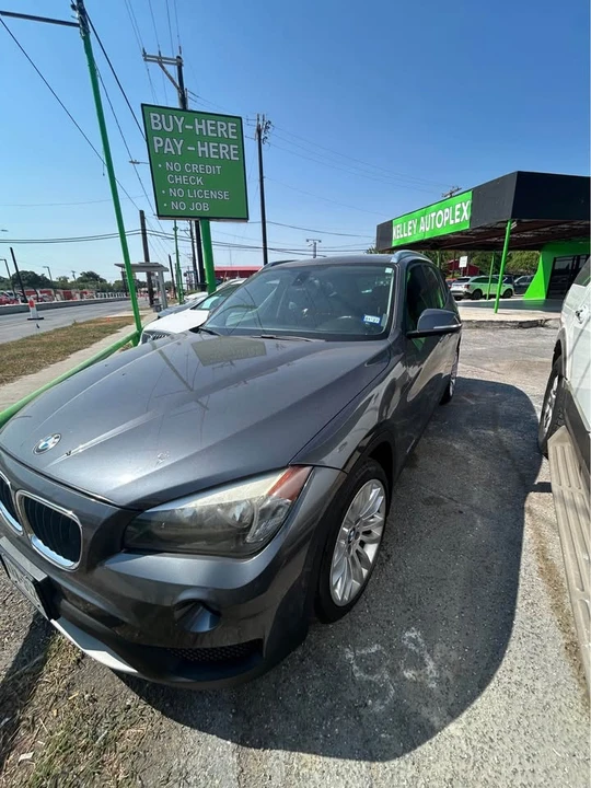 2013 BMW E84 X1 - Image 2 of 5