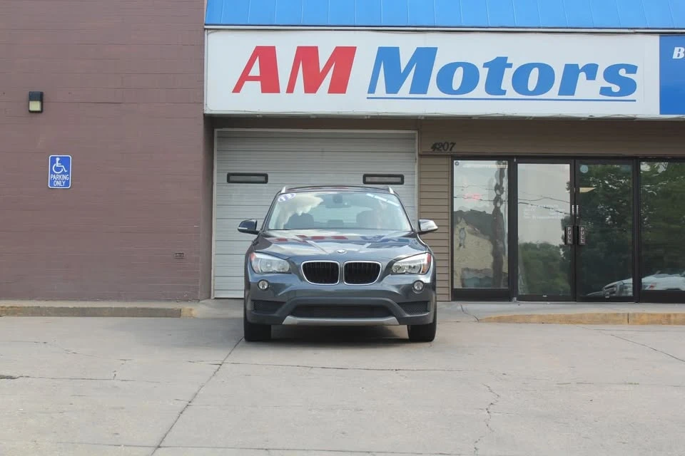 2013 BMW E84 X1 - Image 2 of 17