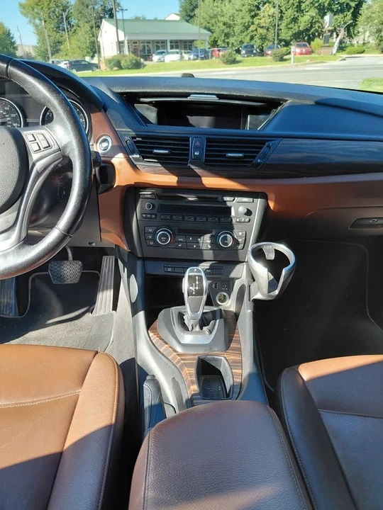 2013 BMW E84 X1 - Image 9 of 12