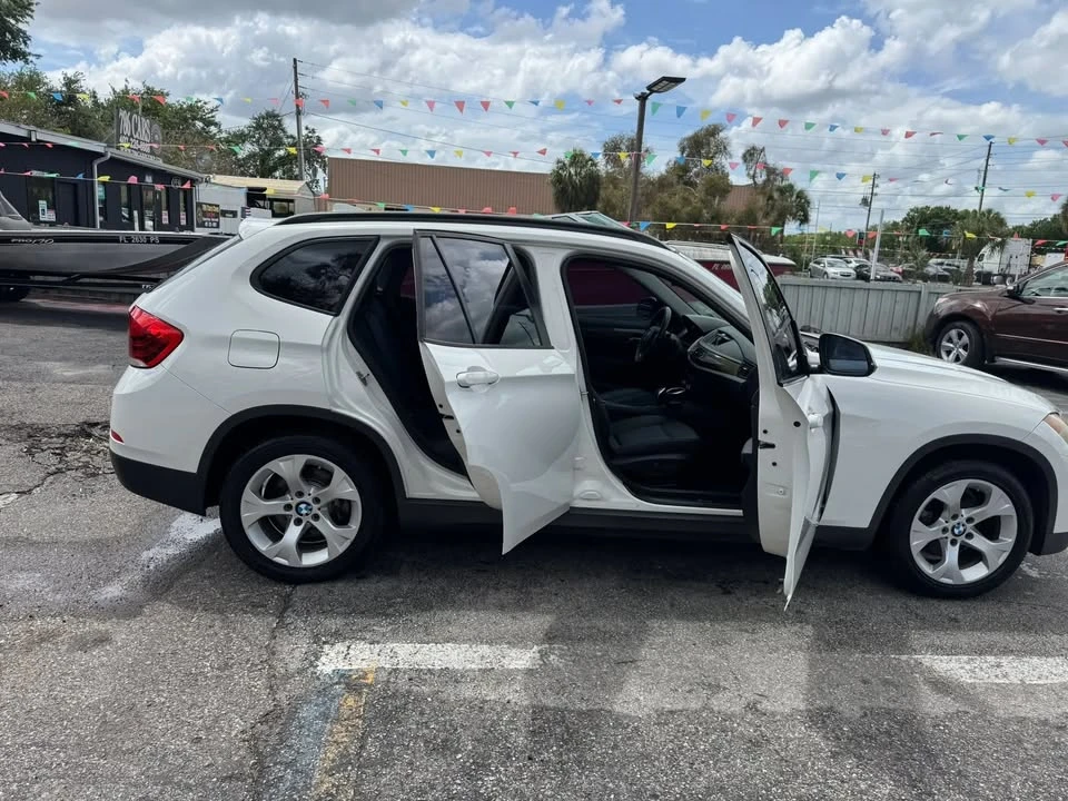 2013 BMW E84 X1 - Image 13 of 20