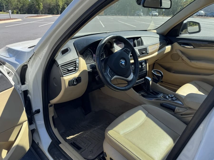 2013 BMW E84 X1 - Image 10 of 15