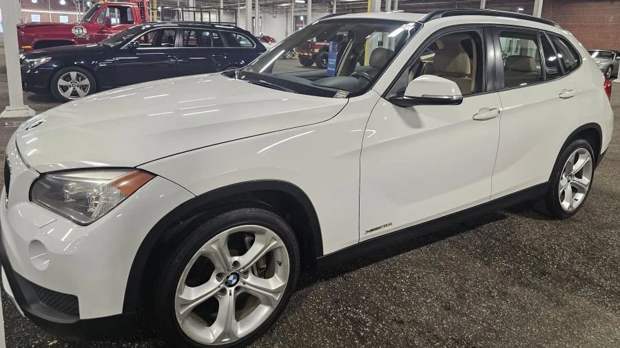 2013 BMW E84 X1 - Image 9 of 15