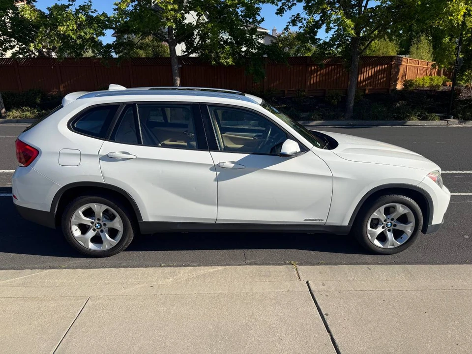 2013 BMW E84 X1 - Image 3 of 15