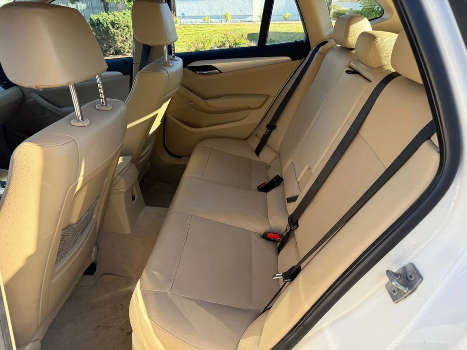 2013 BMW E84 X1 - Image 11 of 15