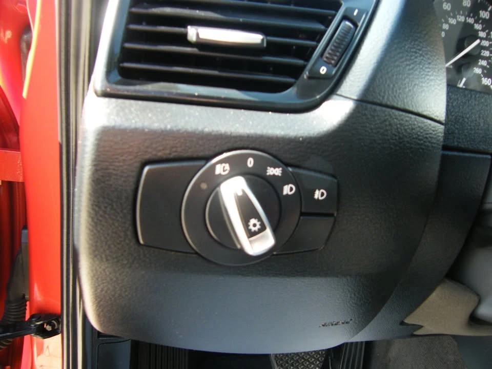 2013 BMW E84 X1 - Image 16 of 20