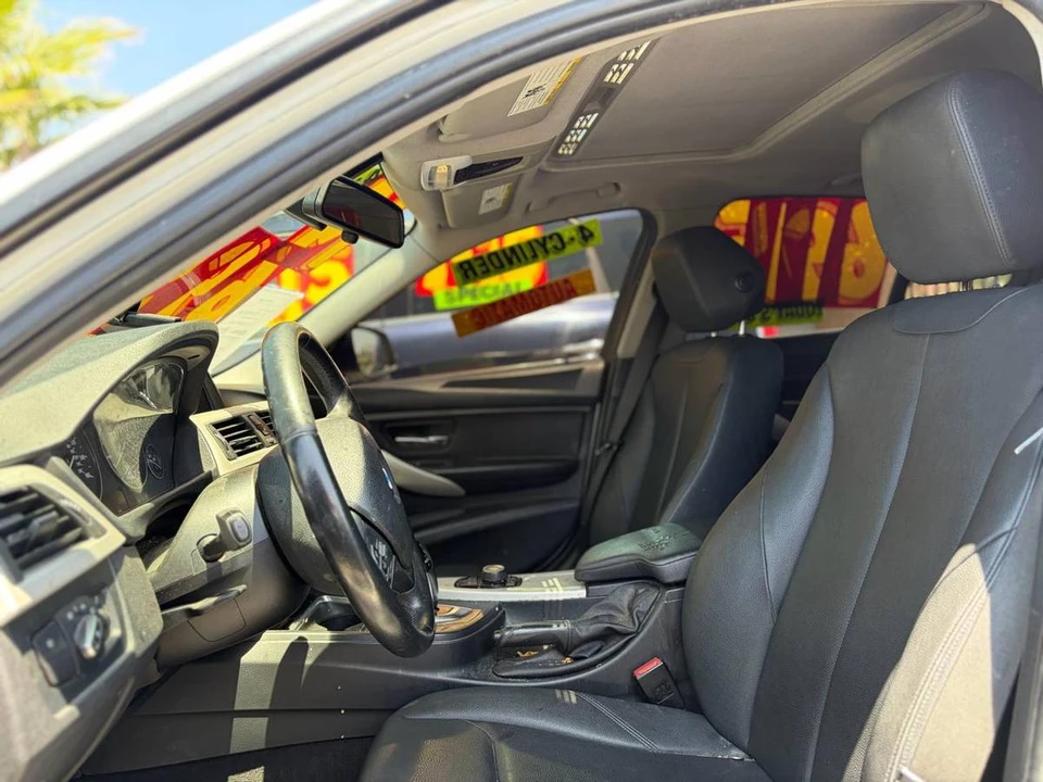 2013 BMW E84 X1 - Image 7 of 11