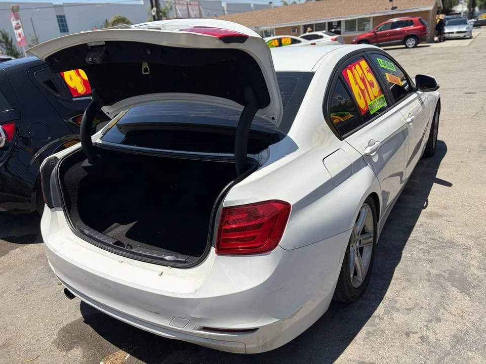 2013 BMW E84 X1 - Image 3 of 11