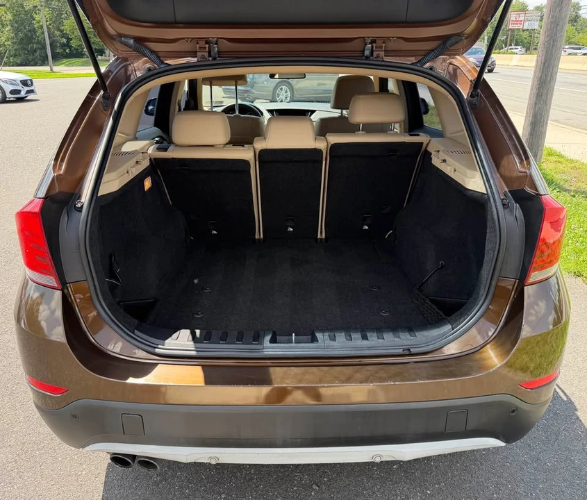 2013 BMW E84 X1 - Image 11 of 12