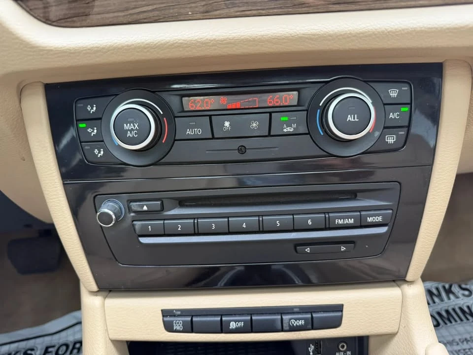 2013 BMW E84 X1 - Image 16 of 19