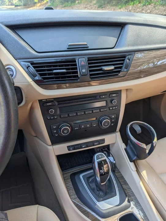 2013 BMW E84 X1 - Image 9 of 14