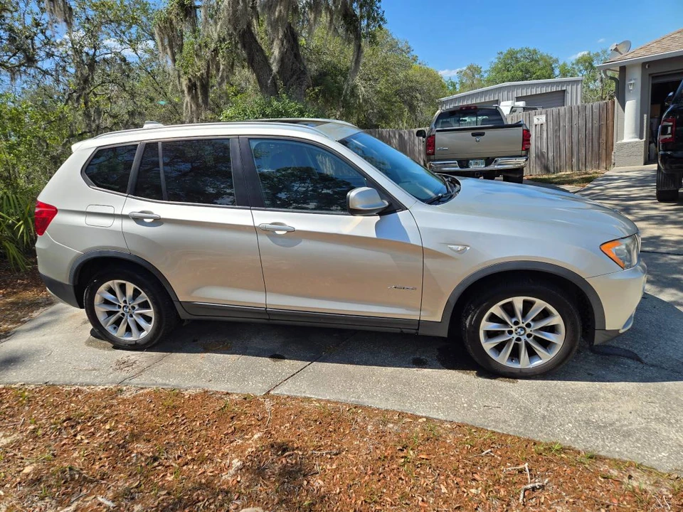 2013 BMW E84 X1 - Image 2 of 23