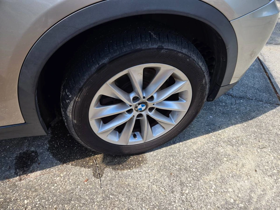 2013 BMW E84 X1 - Image 15 of 23