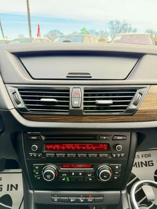 2013 BMW E84 X1 - Image 17 of 20