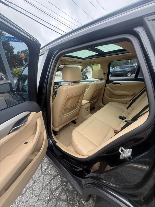 2013 BMW E84 X1 - Image 11 of 19