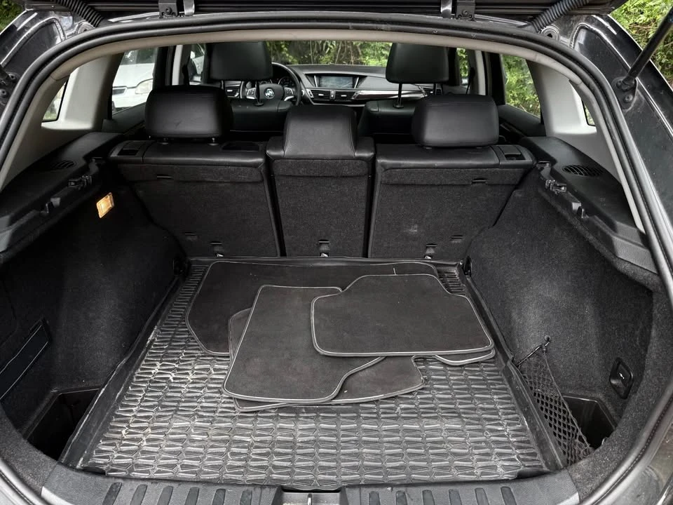 2013 BMW E84 X1 - Image 11 of 20